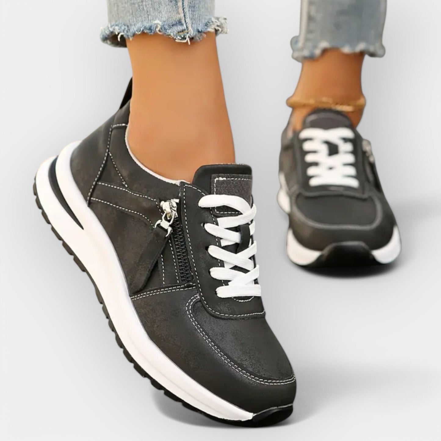 Anatomik Sneaker'lar ile Şıklık