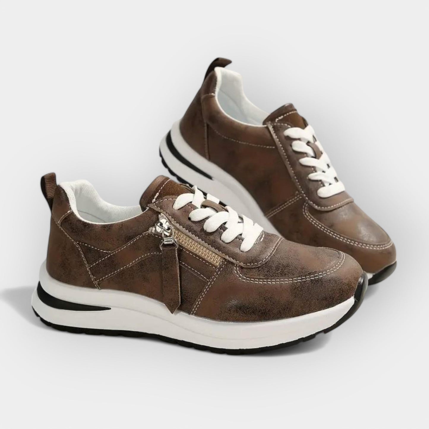 Anatomik Sneaker'lar ile Şıklık