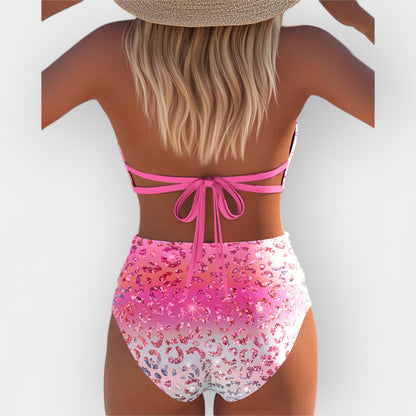 Boyun bağı ile bikini ve canlı desen