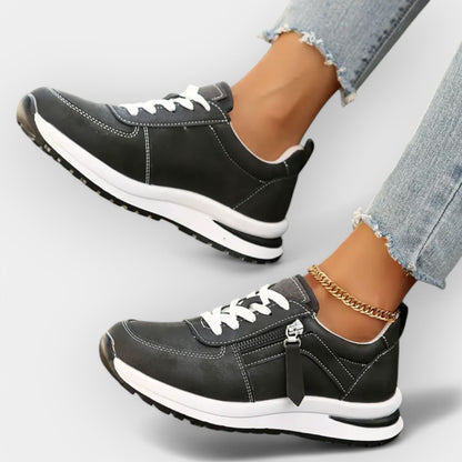 Anatomik Sneaker'lar ile Şıklık