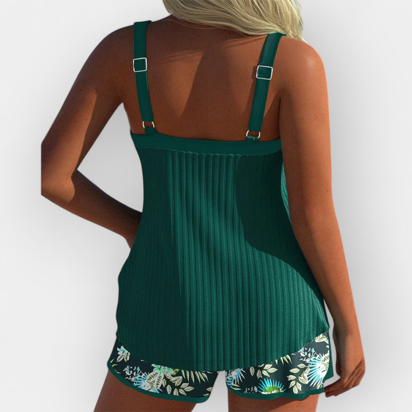 Şortlu Tankini: Stil ve Konfor