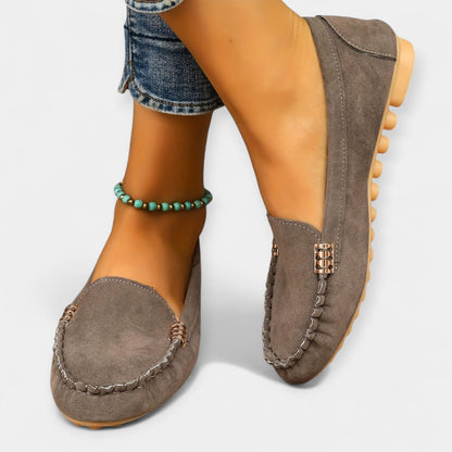 Metal Detaylı Loaferler