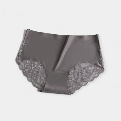 4 Parça Dantelalı Seksi Külot Seti
