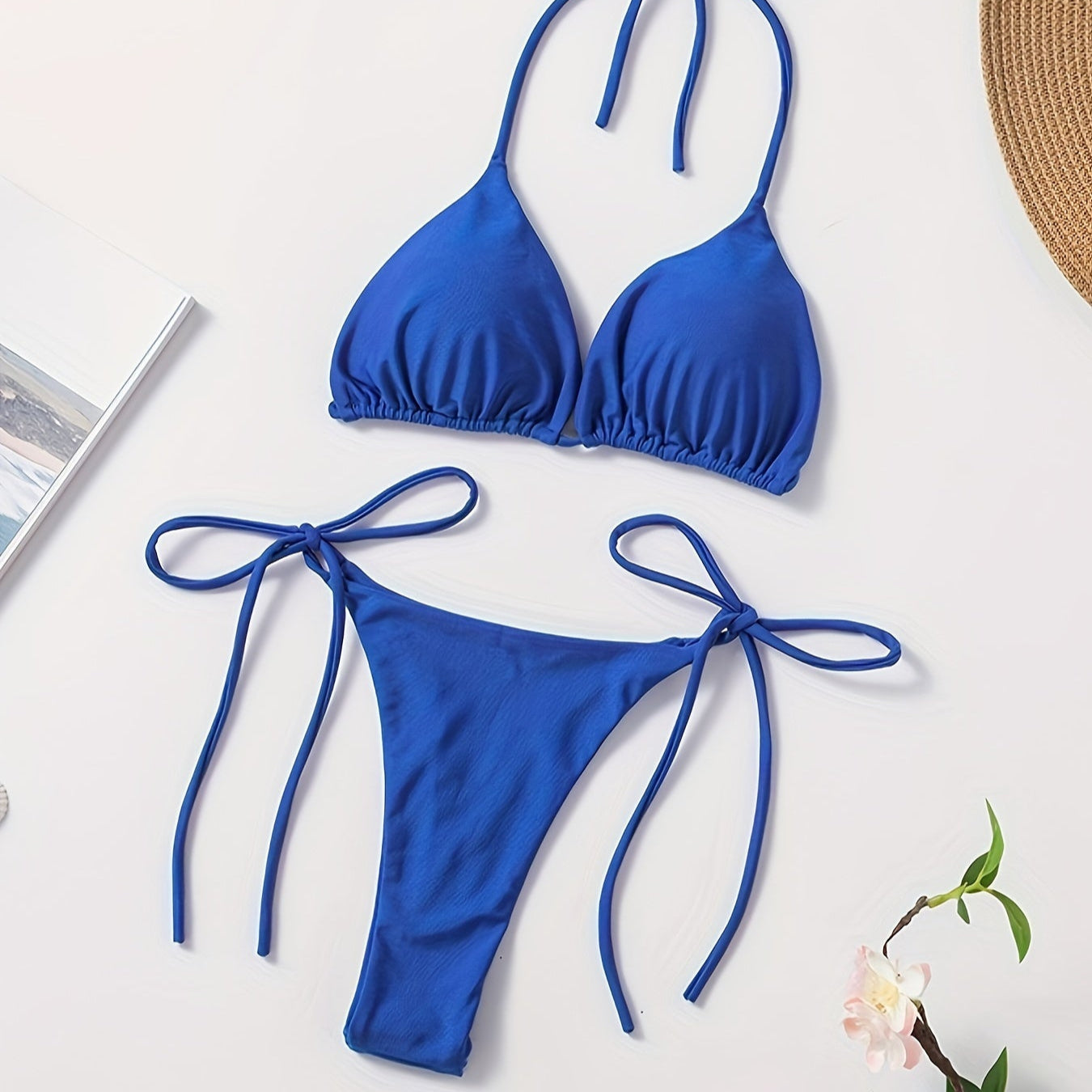 Halterli ve V Kesim Bikini