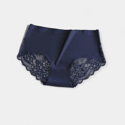 4 Parça Dantelalı Seksi Külot Seti